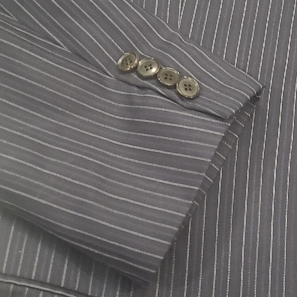 Hugo Boss 46R Wool Blazer Sport Coat Jacket Striped Navy & black 2 Buttons Long - Picture 5 of 9